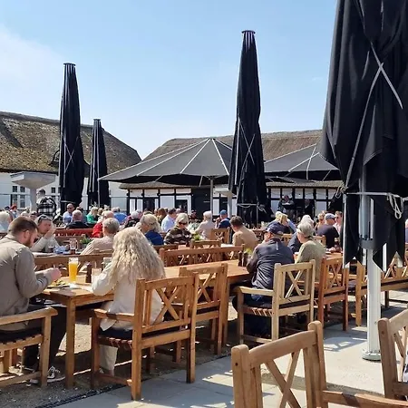 - Taet Pa By Og * Blokhus