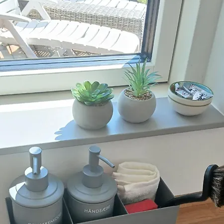 - Taet Pa By Og * Blokhus